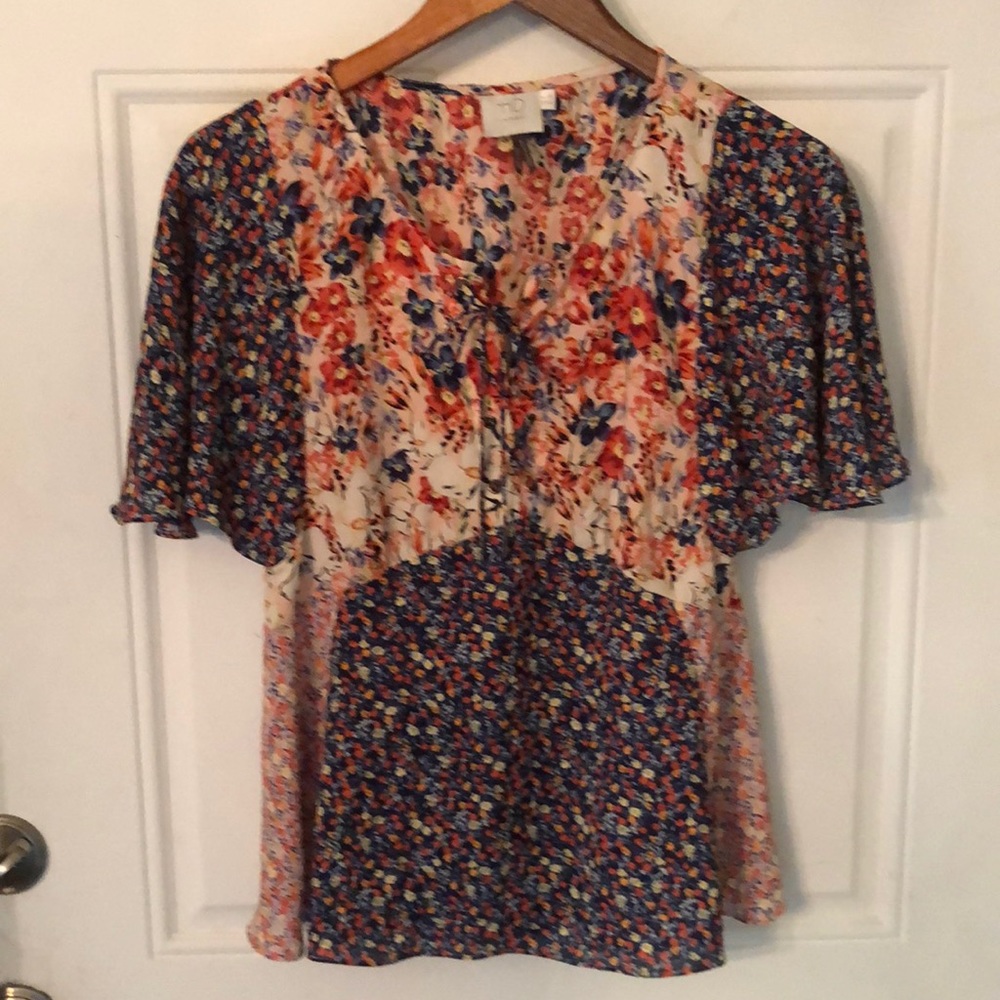 HD in Paris Mixed Floral Print Tunic Tie Front Top